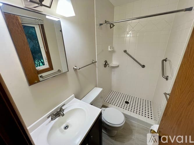 Minneapolis House: 5917 West 105th Street