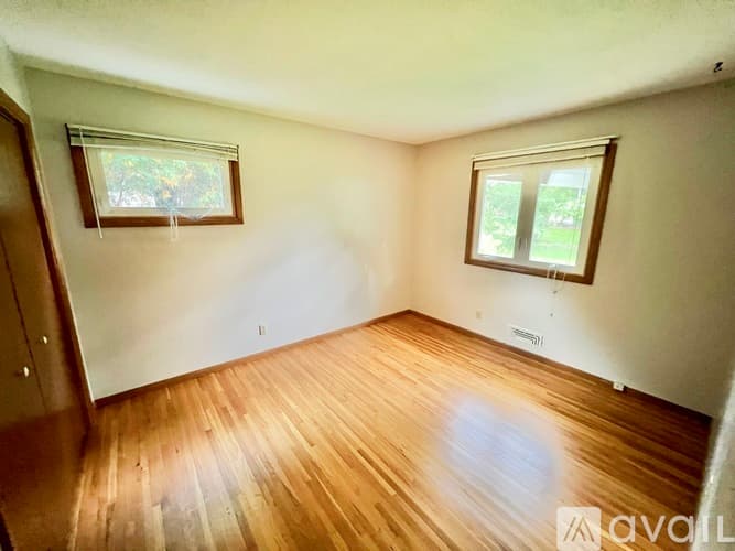 Minneapolis House: 5917 West 105th Street