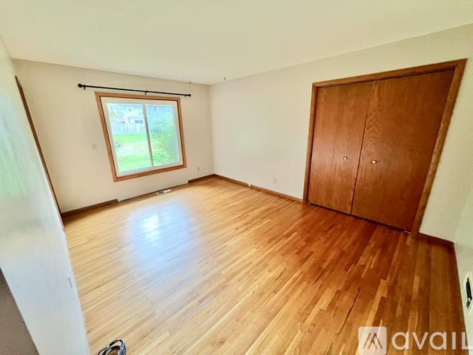 Minneapolis House: 5917 West 105th Street