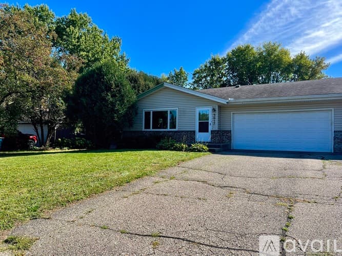 Minneapolis House: 5917 West 105th Street