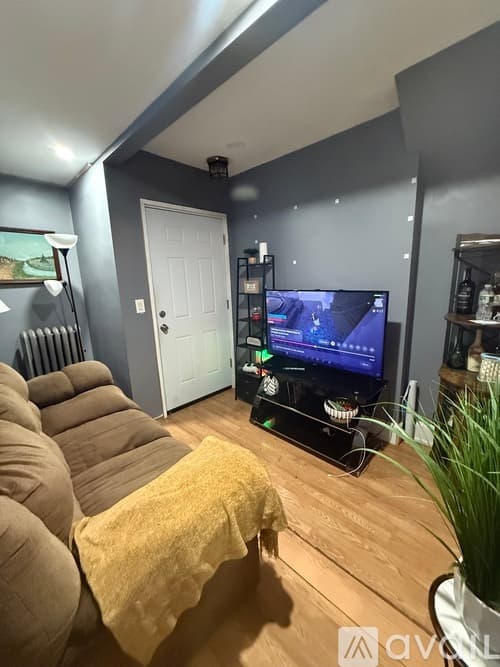 Brockton House: 37 Overlook Avenue