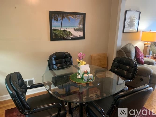 Hillside House: 1476 Orchard Terrace