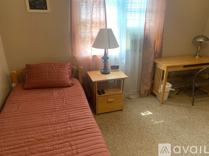Hillside House: 1476 Orchard Terrace