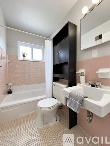 St. Louis Apartment: 2823 Lemay Ferry Rd