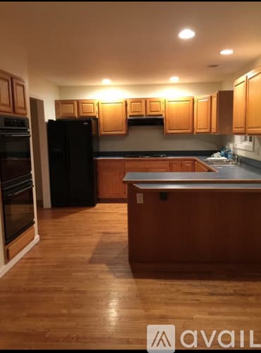 Naugatuck House: 63 Olive St