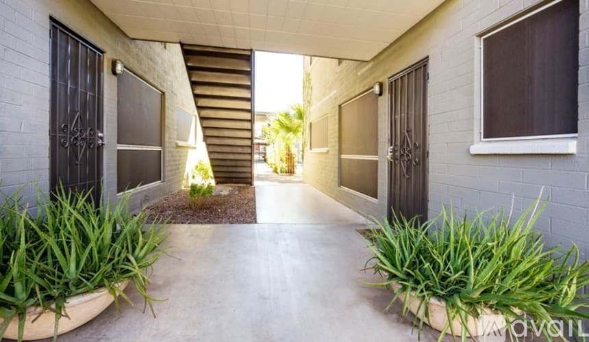 Phoenix Apartment: 3611 N 5th Ave
