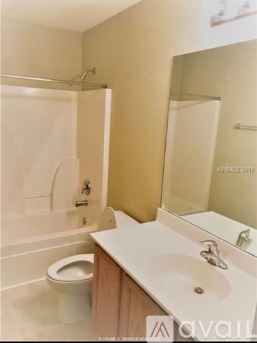Bluffton House: 509 Eastwater Lane