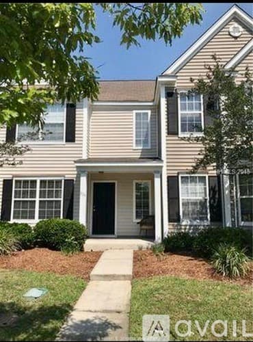 Bluffton House: 509 Eastwater Lane