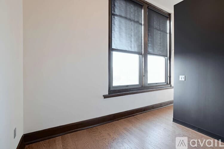 Kansas City Apartment: 315 East 39th Street