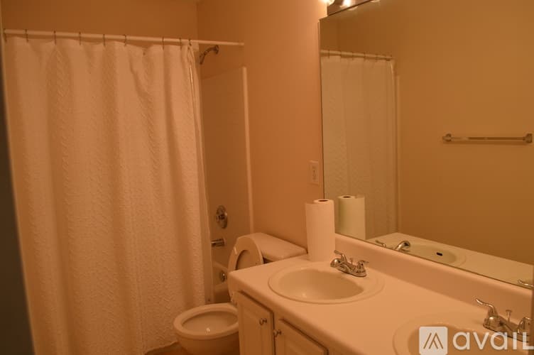 Smyrna House: 2924 Cottesford Way Southeast