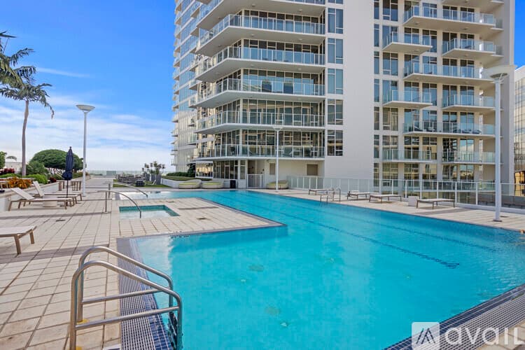 St. Petersburg Condo: 175 1st Street South