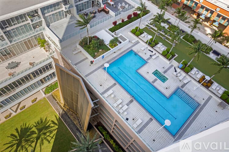 St. Petersburg Condo: 175 1st Street South