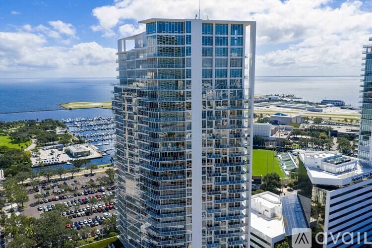 St. Petersburg Condo: 175 1st Street South