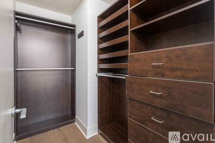 St. Petersburg Condo: 175 1st Street South