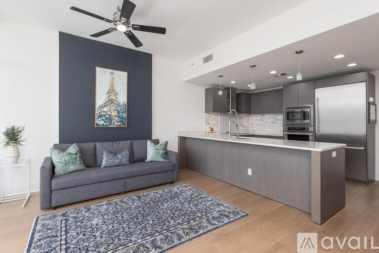 St. Petersburg Condo: 175 1st Street South