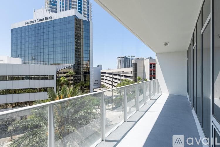 St. Petersburg Condo: 175 1st Street South