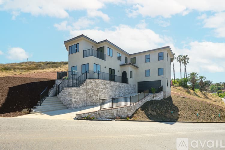 Riverside House: 16515 Canyon Ridge Dr