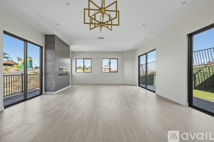 Riverside House: 16515 Canyon Ridge Dr