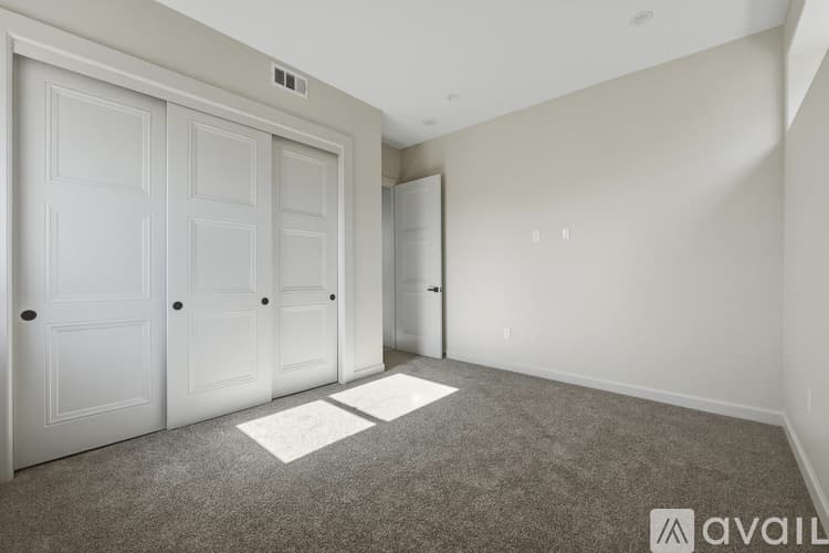 Riverside House: 16515 Canyon Ridge Dr