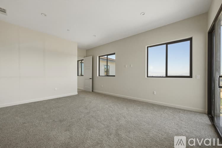 Riverside House: 16515 Canyon Ridge Dr
