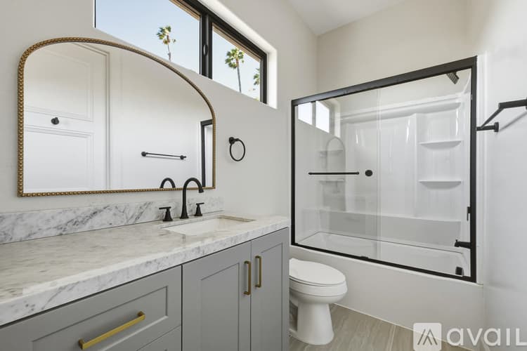 Riverside House: 16515 Canyon Ridge Dr