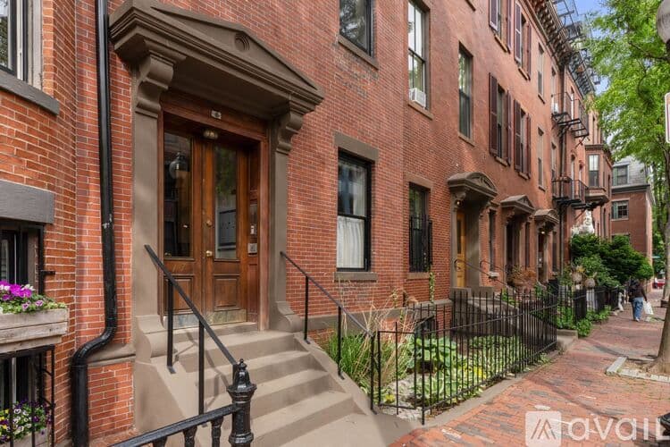 Boston Condo: 17 Dwight Street