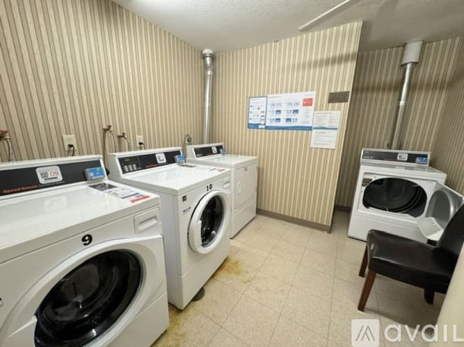 Swampscott Apartment: 1002 Paradise Rd
