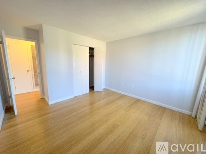 Swampscott Apartment: 1002 Paradise Rd