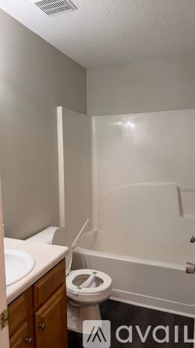 Fairburn House: 372 Berkshire Pl