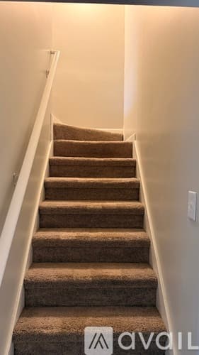 Fairburn House: 372 Berkshire Pl