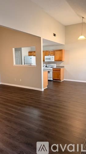 Fairburn House: 372 Berkshire Pl