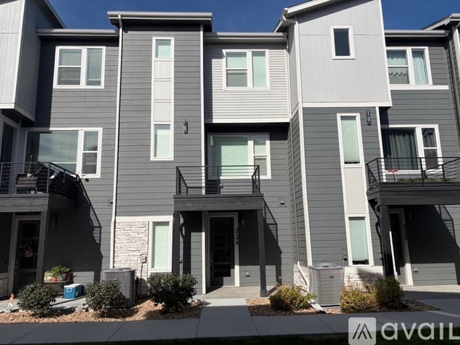 Denver Townhome: 2748 West 68th Avenue