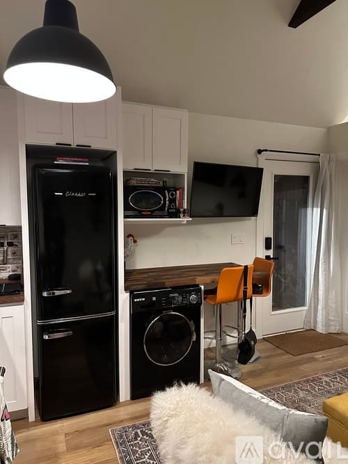 Sultan House: 13110 302nd Drive Southeast