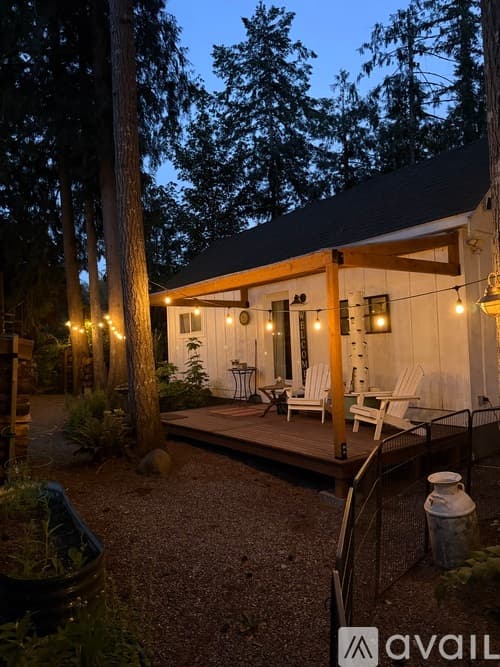 Sultan House: 13110 302nd Drive Southeast