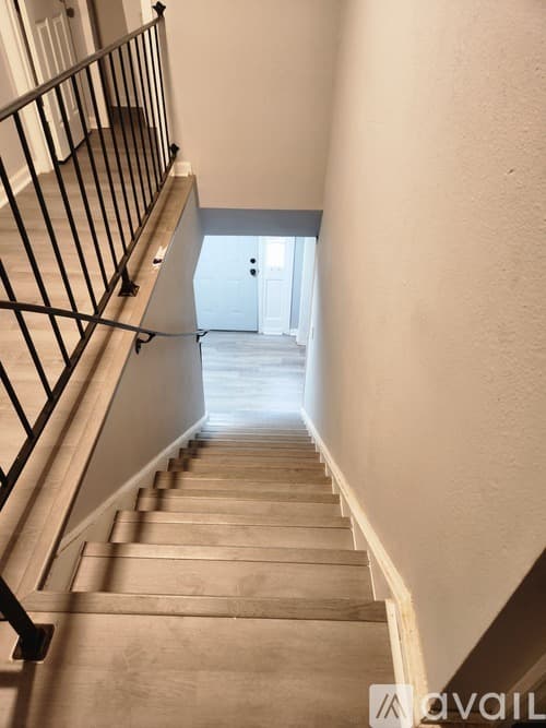 Newport News Townhome: 415 Hustings Lane