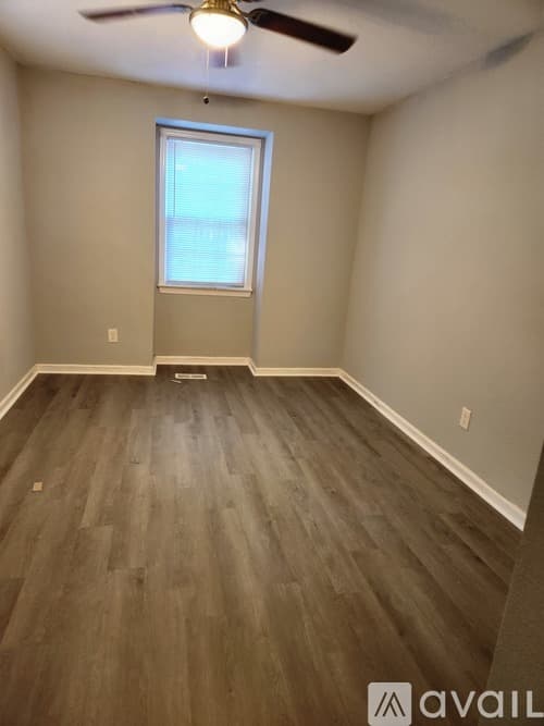Newport News Townhome: 415 Hustings Lane