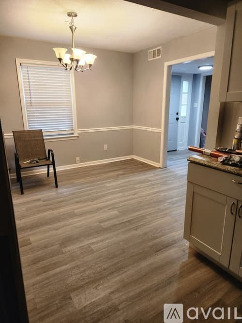 Newport News Townhome: 415 Hustings Lane