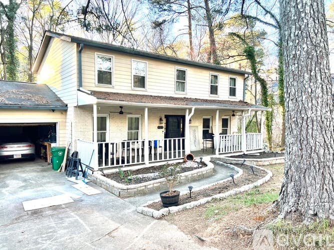 Stone Mountain House: 488 Allana Court