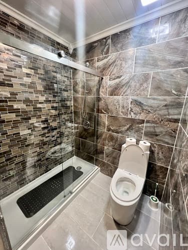 Stone Mountain Apartment: 488 Allana Court
