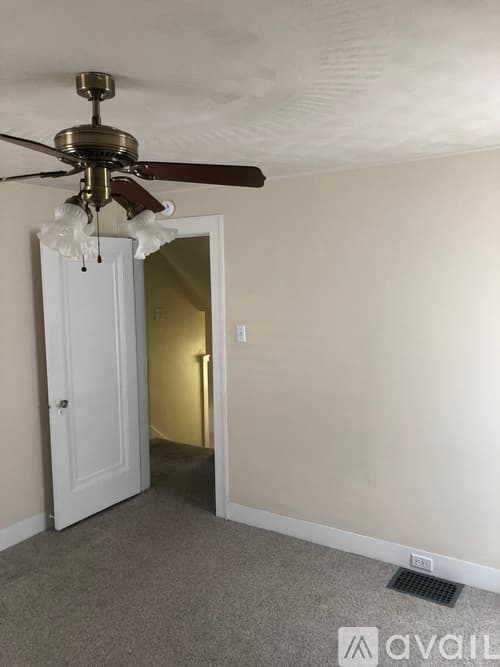 Altoona House: 909 28th St