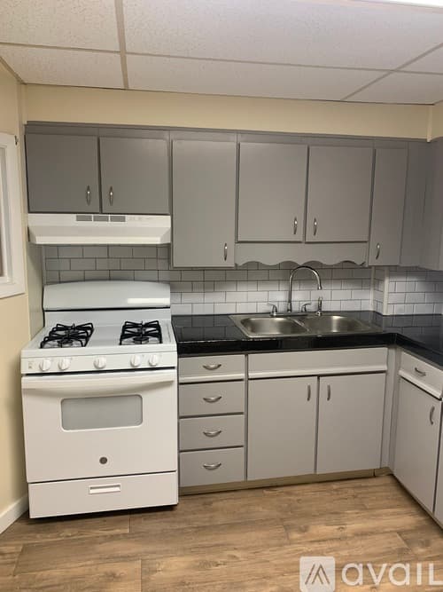 Altoona House: 909 28th St
