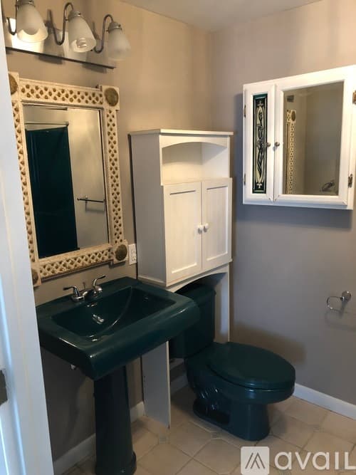 Altoona House: 909 28th St