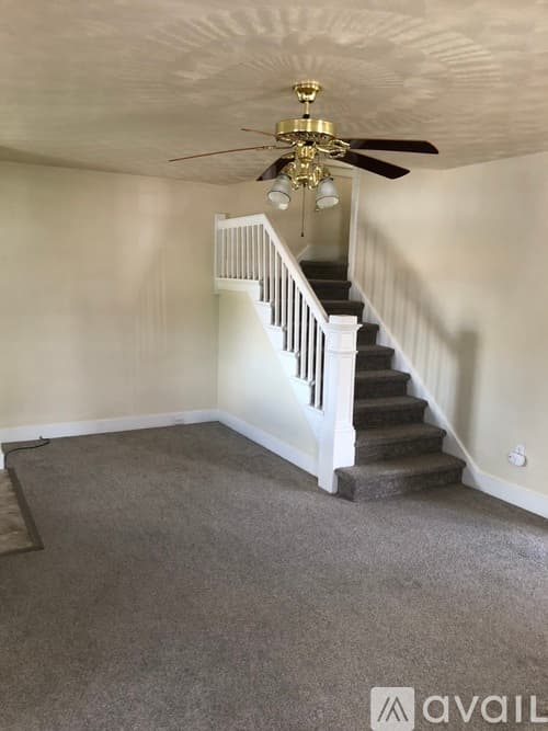 Altoona House: 909 28th St