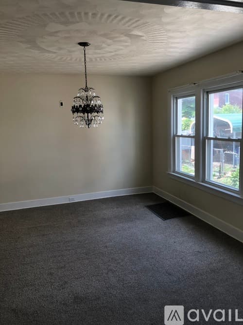 Altoona House: 909 28th St