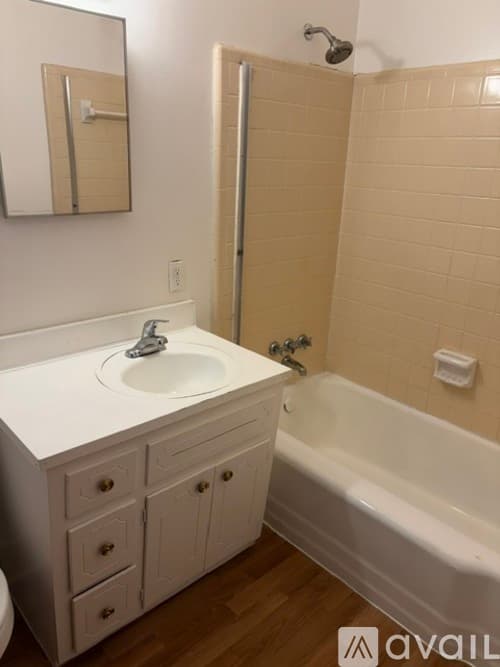 Austell House: 1161 Flamingo Drive