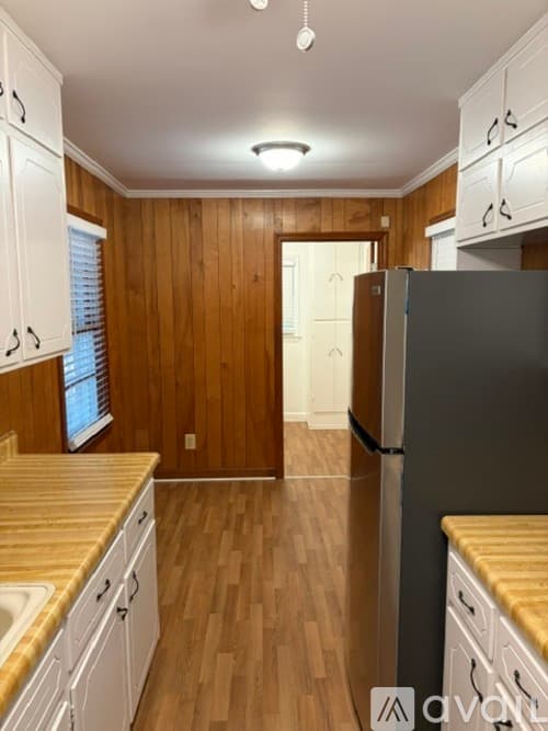 Austell House: 1161 Flamingo Drive