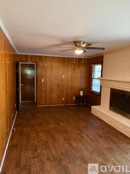 Austell House: 1161 Flamingo Drive