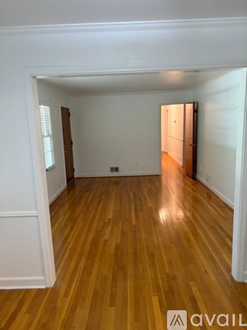 Austell House: 1161 Flamingo Drive