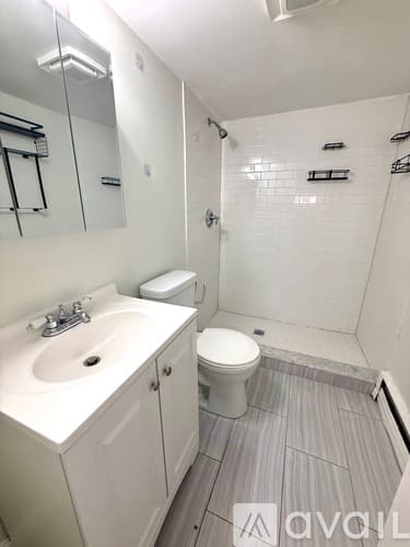 Boston Apartment: 22 Anderson St