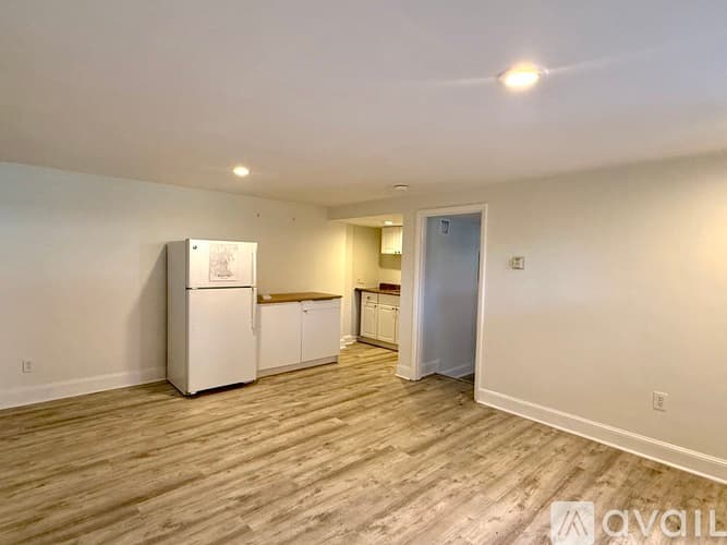 Boston Apartment: 22 Anderson St